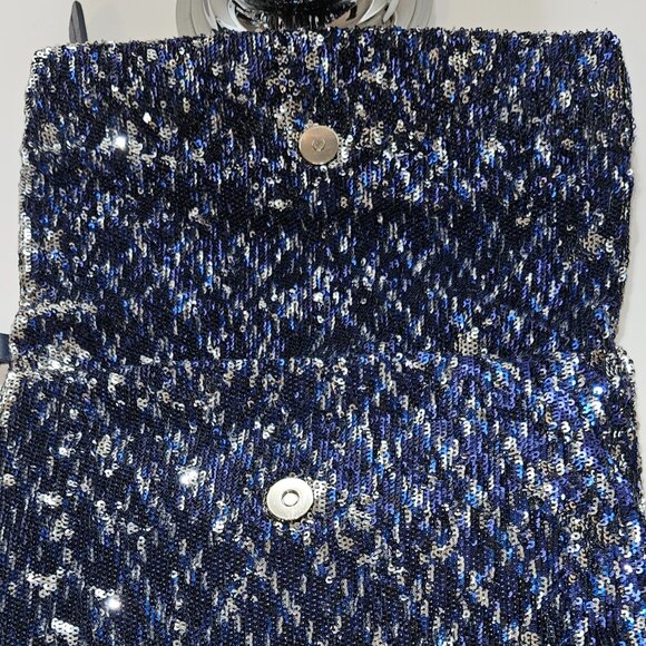 UGG Versatile Sequin Clutch - Picture 7 of 9